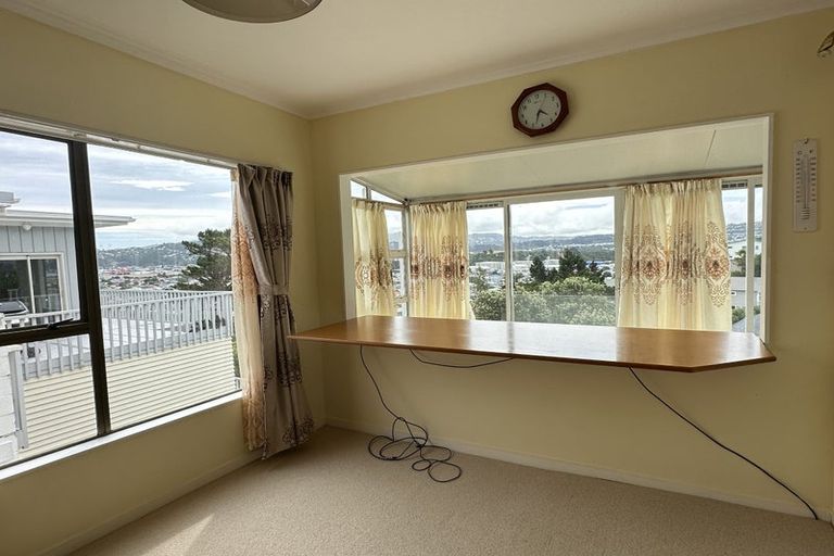 Photo of property in 10 Houston Grove, Miramar, Wellington, 6022