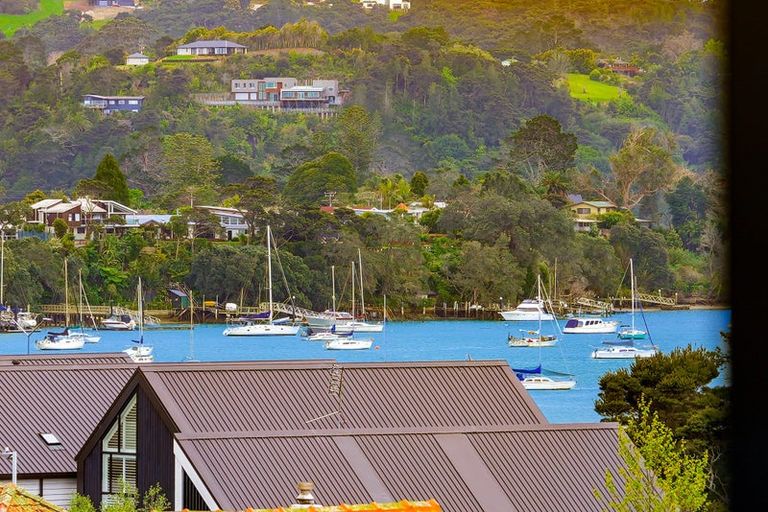 Photo of property in 254 Hobsonville Point Road, Hobsonville, Auckland, 0616