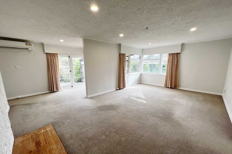 Photo of property in 53 Kirkwood Avenue, Upper Riccarton, Christchurch, 8041