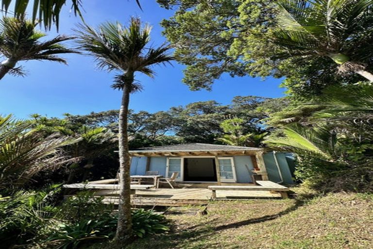 Photo of property in 12 Sylvan Glade, Piha, 0772