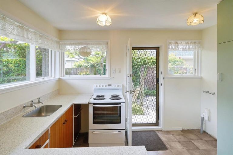 Photo of property in 1/50 Cranford Street, St Albans, Christchurch, 8014