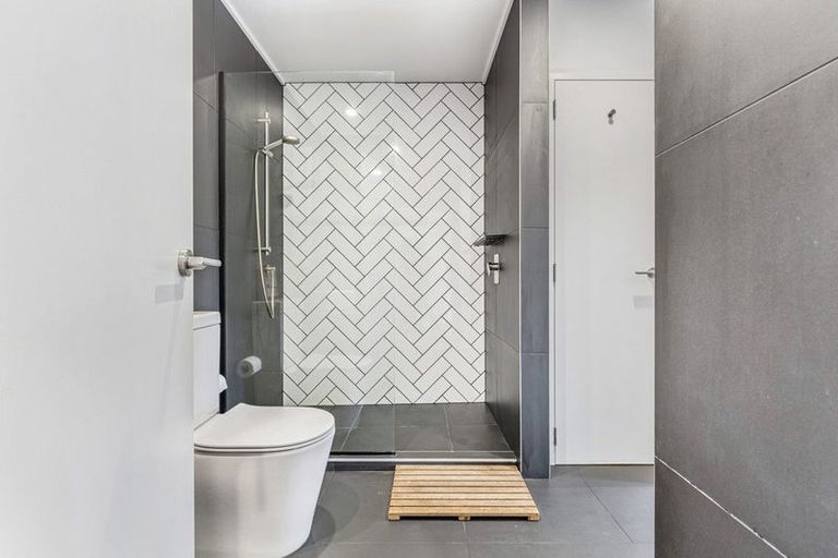 Photo of property in 6/167 Hobsonville Point Road, Hobsonville, Auckland, 0616