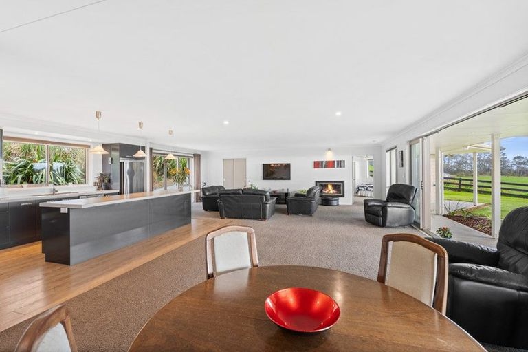 Photo of property in 1518 Old North Road, Helensville, 0875