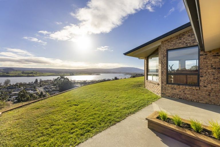 Photo of property in 14 Kingsgate Lane, Waihola, Milton, 9073