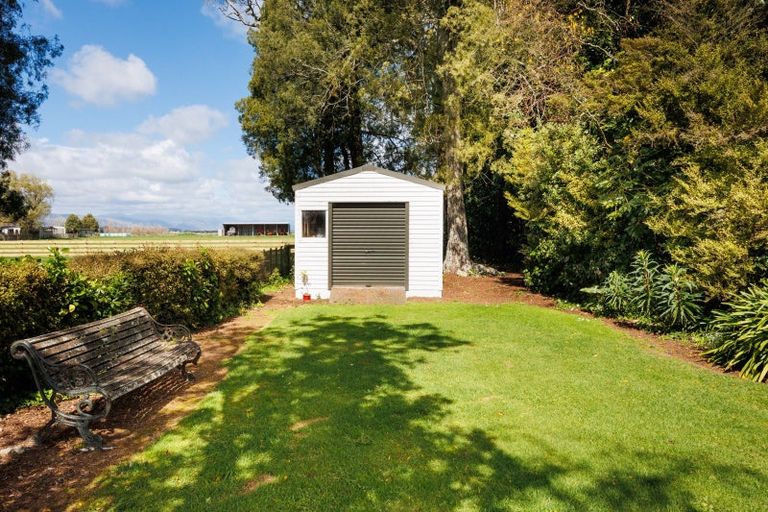 Photo of property in 1096 Lockwood Road, Kairanga, Palmerston North, 4475