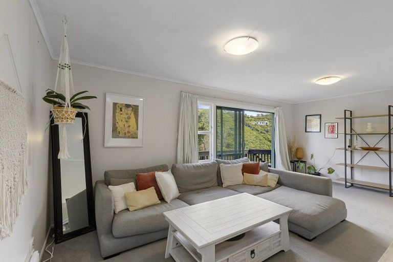 Photo of property in 2 Amos Way, Kingston, Wellington, 6021