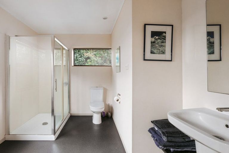 Photo of property in 96 Omokoroa Road, Omokoroa, 3114