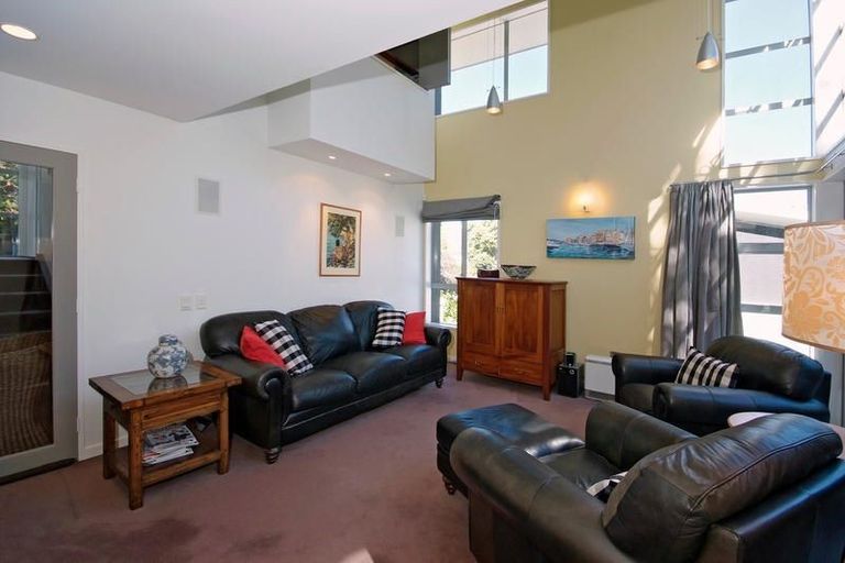 Photo of property in 94b Onslow Road, Khandallah, Wellington, 6035