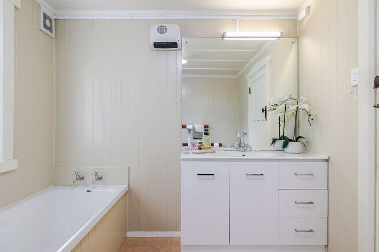 Photo of property in 251 Park Road, Hokowhitu, Palmerston North, 4410