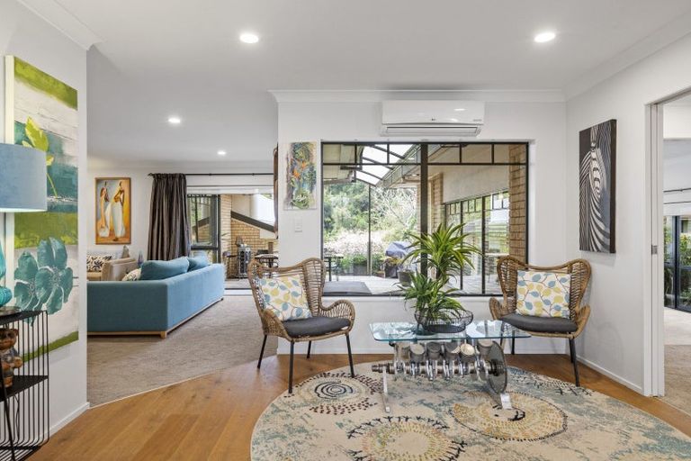 Photo of property in 9 Mark Williams Place, Clevedon, Papakura, 2582