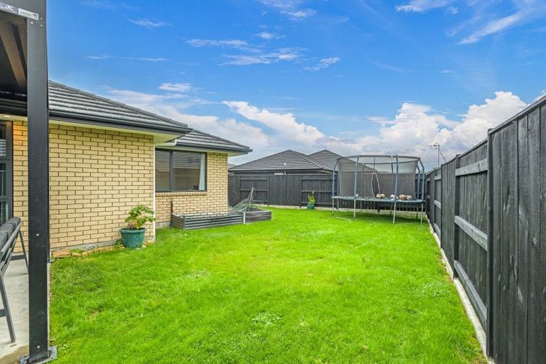 Photo of property in 11 Pearl Grove, Ashhurst, 4810