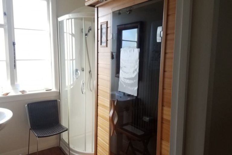 Photo of property in 128 Wilsons Road, Saint Martins, Christchurch, 8022