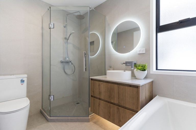 Photo of property in 16a Killarney Street, Takapuna, 0622