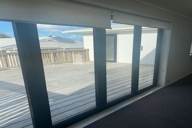 Photo of property in 26 Ranui Avenue, Ranui, Auckland, 0612
