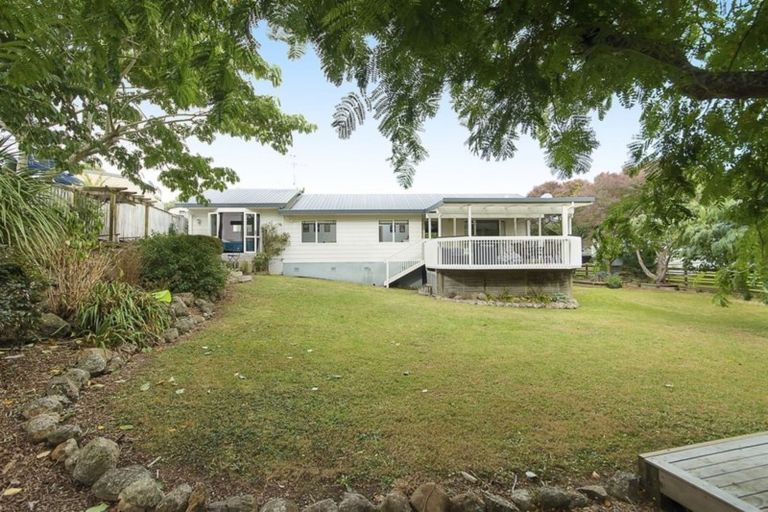 Photo of property in 36 Kaiwaka Road, Waiuku, 2123