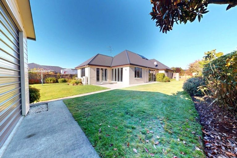 Photo of property in 15 Bowen Street, Rakaia, 7710