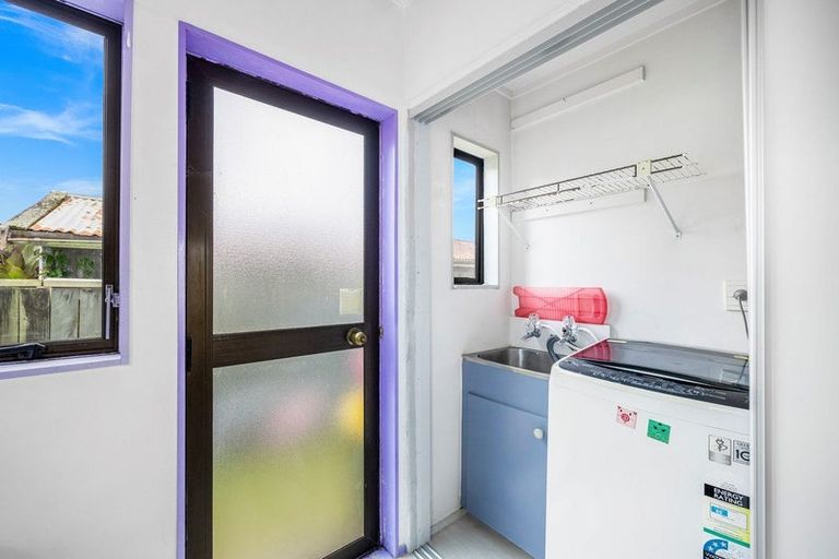 Photo of property in 3/24 Great South Road, Papakura, 2110