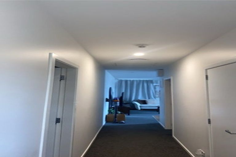 Photo of property in 2a Gibbons Street, Upper Hutt Central, Upper Hutt, 5018