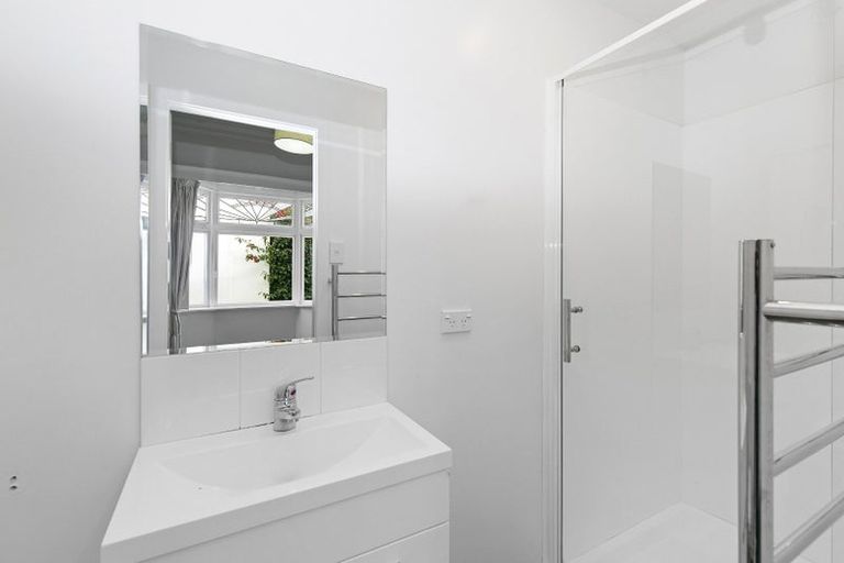 Photo of property in 12 Fernhill Terrace, Wadestown, Wellington, 6012