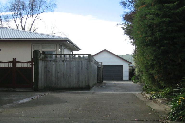 Photo of property in 221a Vogel Street, Roslyn, Palmerston North, 4414