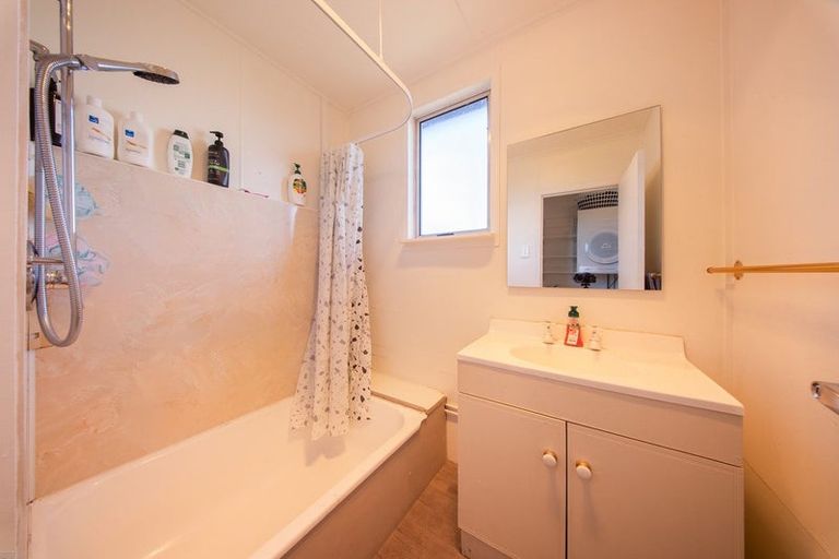 Photo of property in 12 Hallewell Road, Twizel, 7901