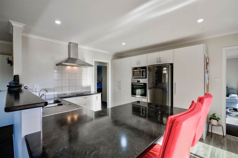 Photo of property in 11 Stan Heather Drive, Glenview, Hamilton, 3206