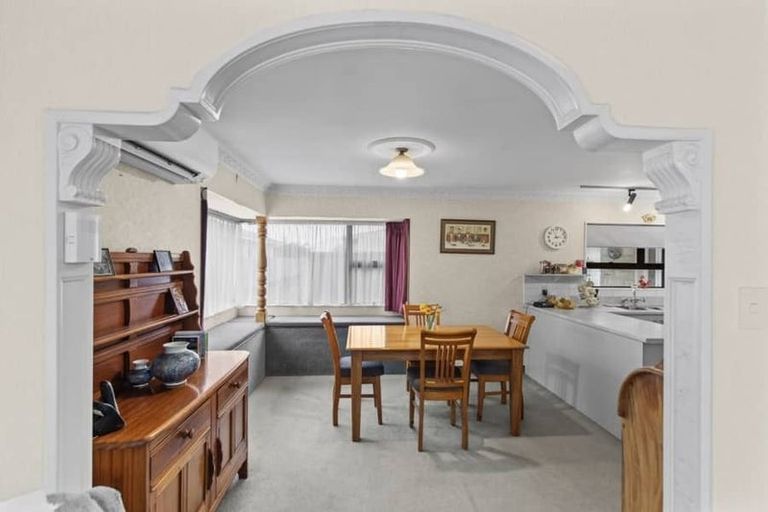 Photo of property in 156 Heretaunga Street, Palmerston North, 4414