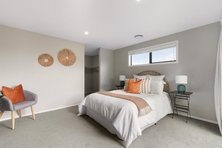 Photo of property in 24 Muster Road, Jacks Point, 9371