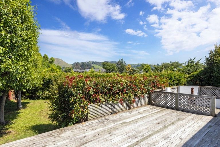 Photo of property in 114 Avondale Road, Taradale, Napier, 4112