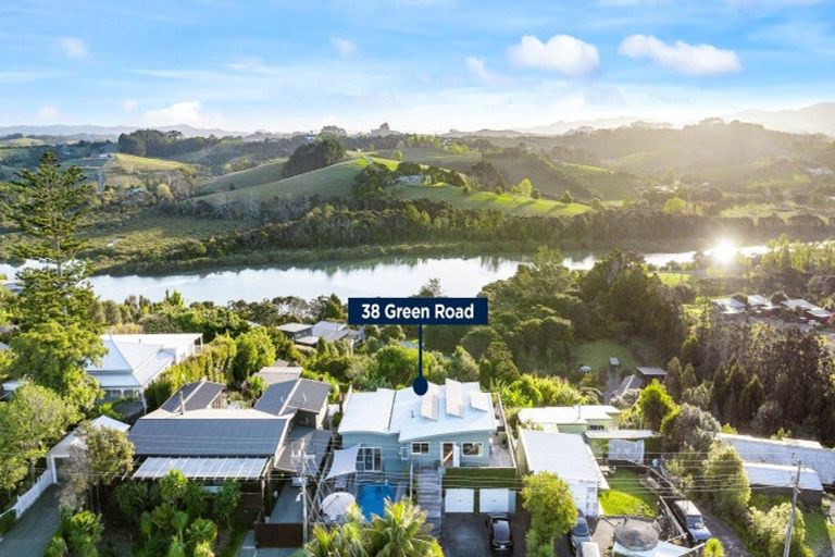 Photo of property in 38 Green Road, Matakana, Warkworth, 0985