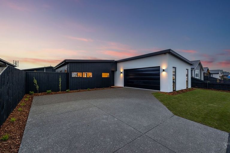 Photo of property in 31 Timara Crescent, Marshland, Christchurch, 8083