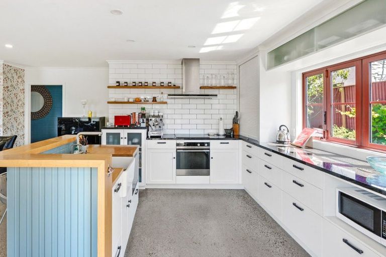 Photo of property in 2 Ray Street, Cromwell, 9310