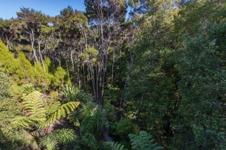 Photo of property in 24 Rosella Road, Opua, 0200