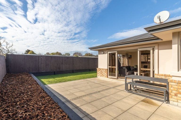 Photo of property in 183 Estuary Road, South New Brighton, Christchurch, 8062