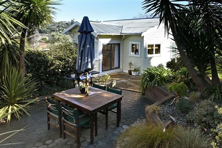 Photo of property in 23 Tipahi Street, Nelson South, Nelson, 7010