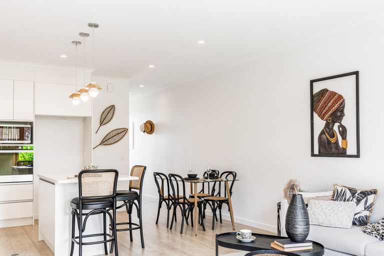 Photo of property in 13 Hudson Bay Road, Hobsonville, Auckland, 0616