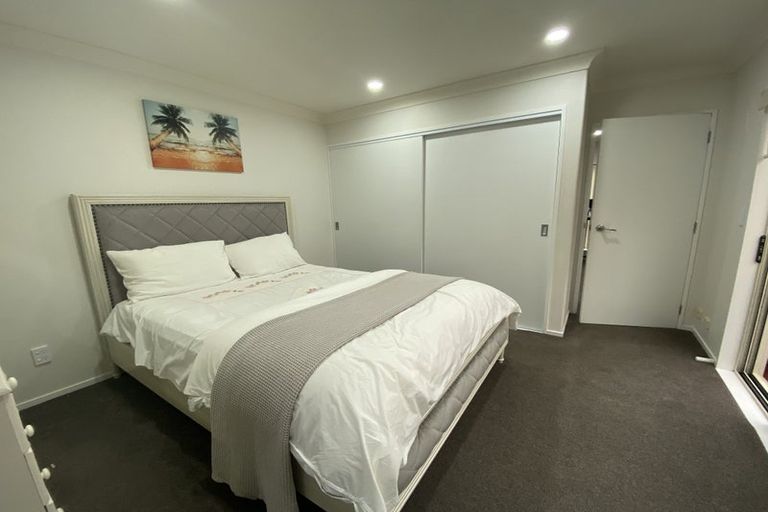 Photo of property in 40 Baverstock Road, Flat Bush, Auckland, 2016