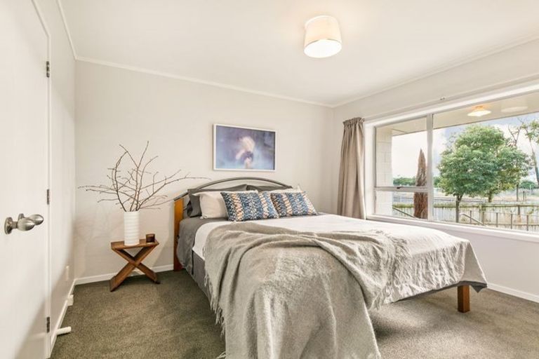 Photo of property in 28b James Road, Manurewa, Auckland, 2102
