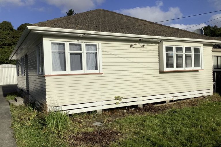 Photo of property in 105 Main Road, Wainuiomata, Lower Hutt, 5014