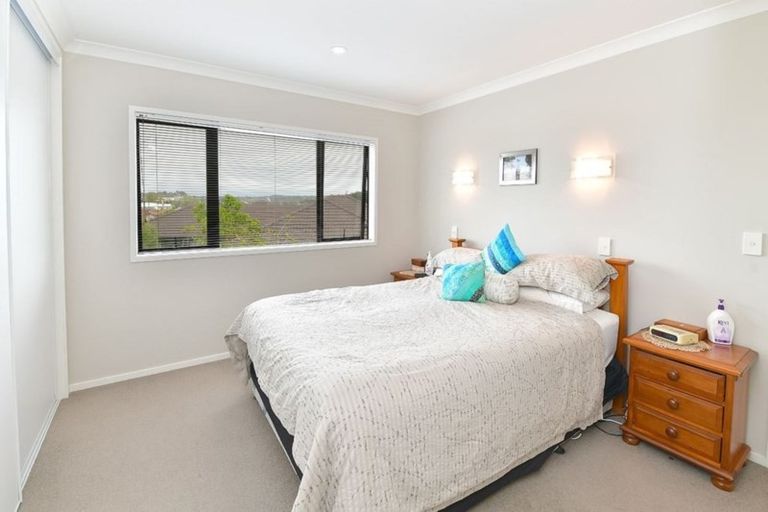 Photo of property in 7 Spyglass Street, Red Beach, 0932
