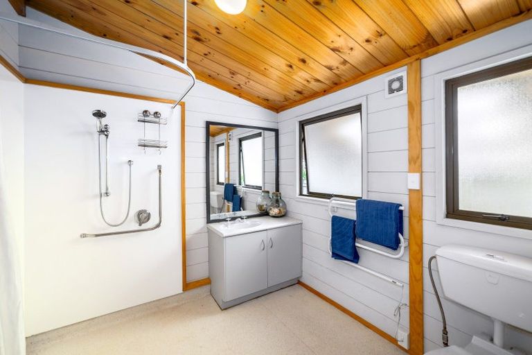 Photo of property in 210 Main Street, Greytown, 5712