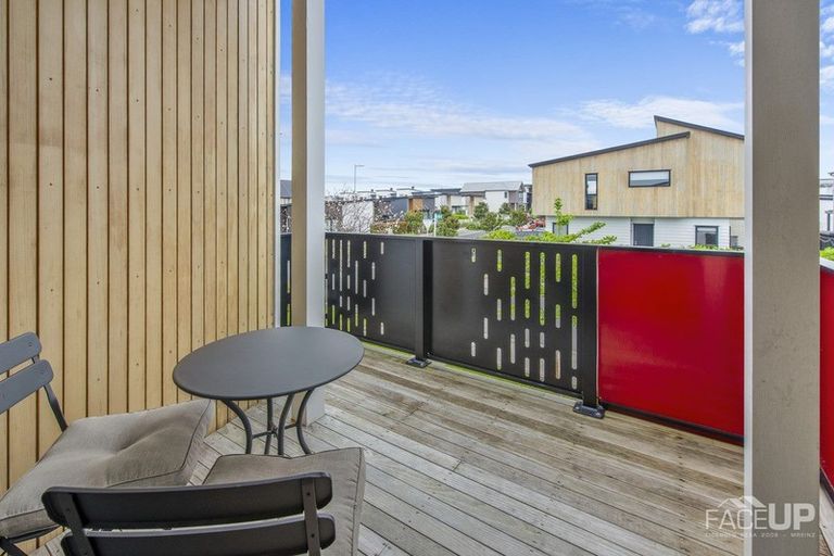 Photo of property in 17 Onekiritea Road, Hobsonville, Auckland, 0616