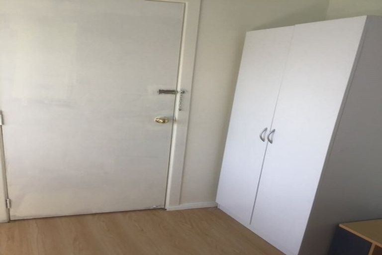 Photo of property in 139 Don Buck Road, Massey, Auckland, 0614