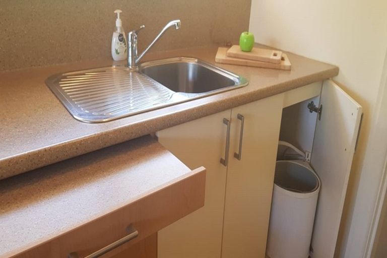 Photo of property in 19 Brookby Crescent, Avonhead, Christchurch, 8042