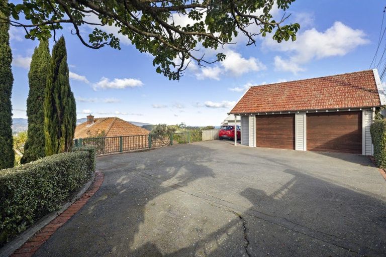 Photo of property in 39 Mills Road, Brooklyn, Wellington, 6021