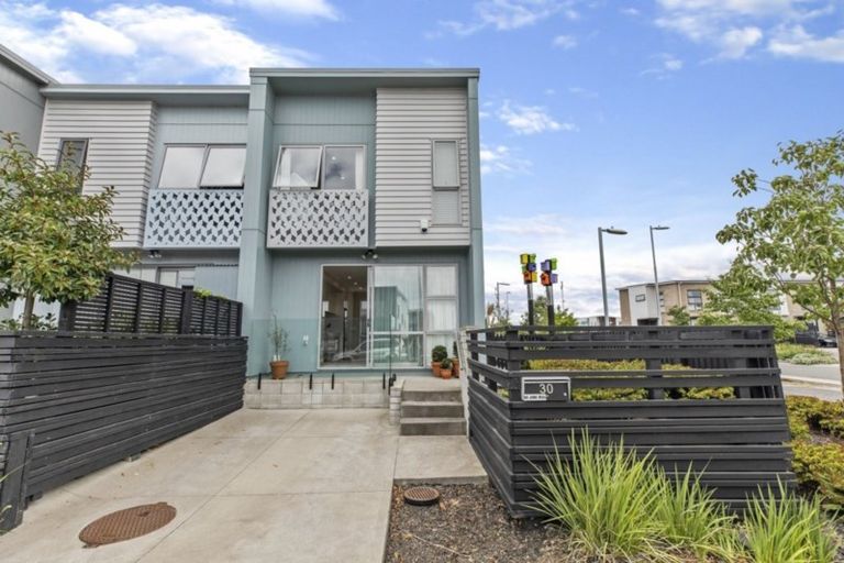 Photo of property in 30 Oioi Road, Hobsonville, Auckland, 0616