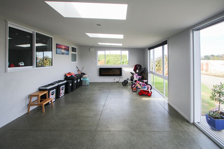 Photo of property in 69 T Y Duncan Road, Oamaru North, Oamaru, 9494