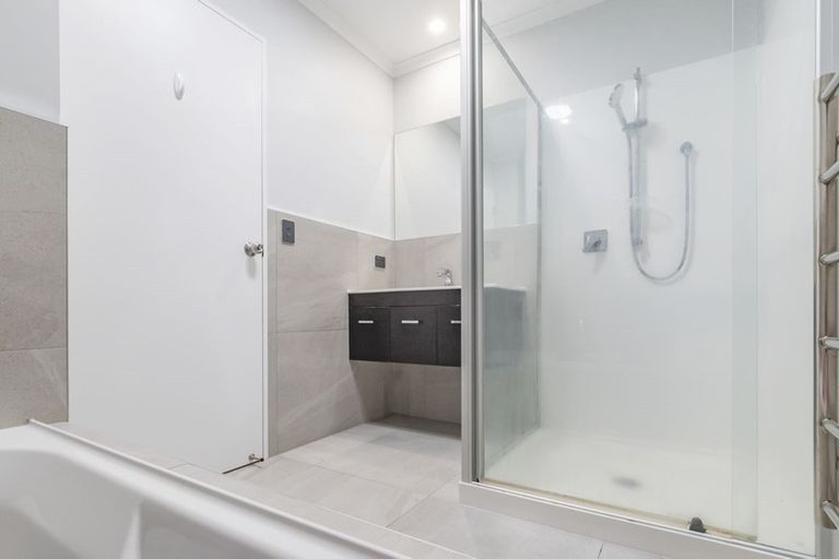 Photo of property in 20 Taukari Road, Takanini, 2112