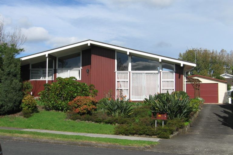 Photo of property in 78 Priestley Drive, Bucklands Beach, Auckland, 2014