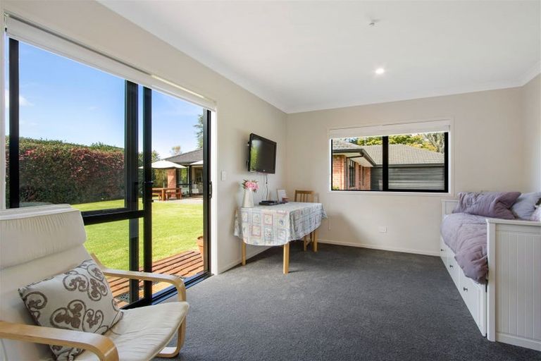 Photo of property in 48 Kayelene Place, Omokoroa, 3114